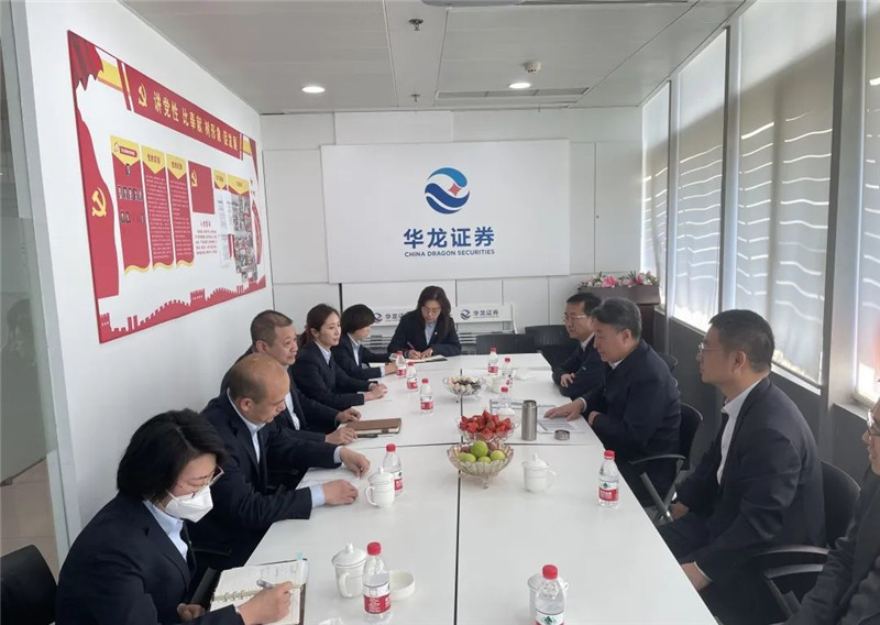 祁建邦一行前往上海調研